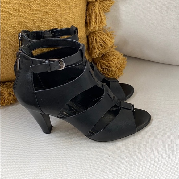 i s o l a . c a g e d . h e e l s . s i z e 7.5 - Picture 5 of 9